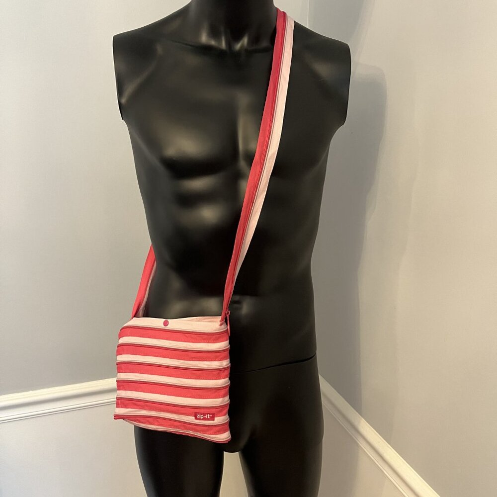 ZIP-IT Pink Striped Crossbody purse, handbag. Cute and packable! - Picture 2 of 3